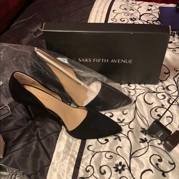 Pumps - Picture 2 of 2